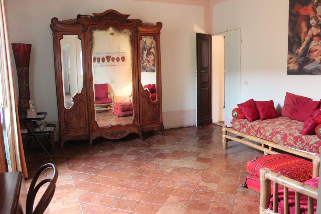 Residence Via Benamati Cagli Luaran gambar