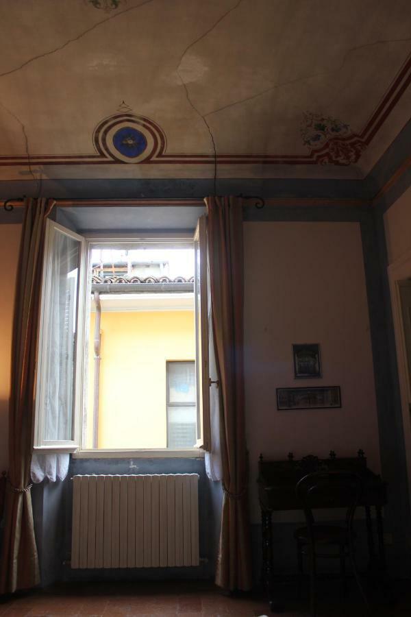 Residence Via Benamati Cagli Luaran gambar